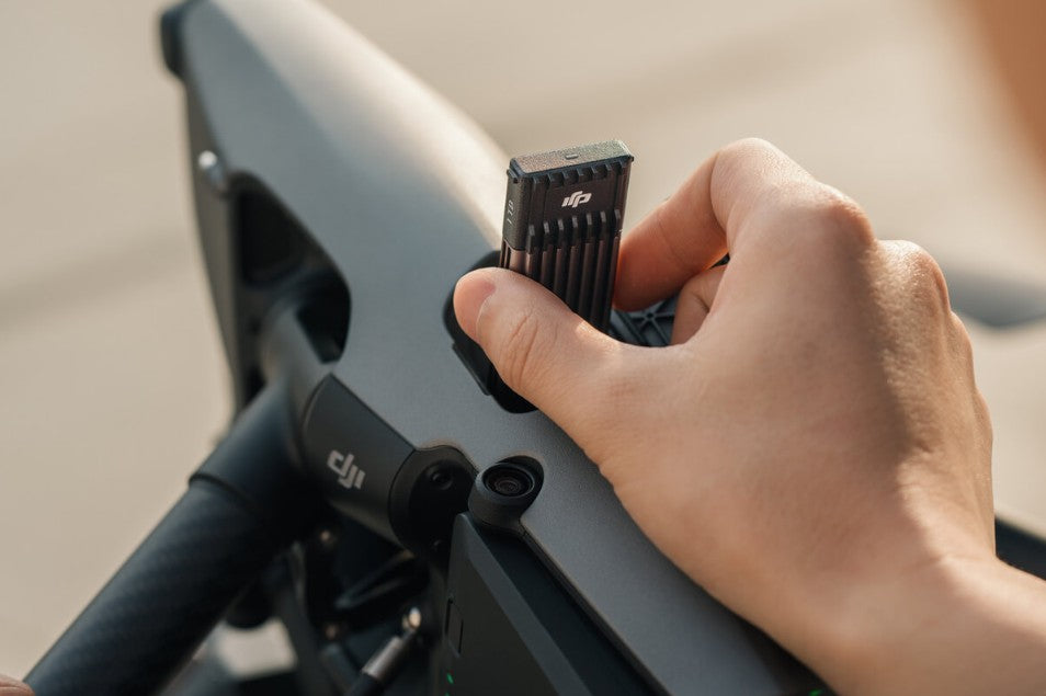 【新品販売】DJI PROSSD 1TB(在庫はお問合せください)