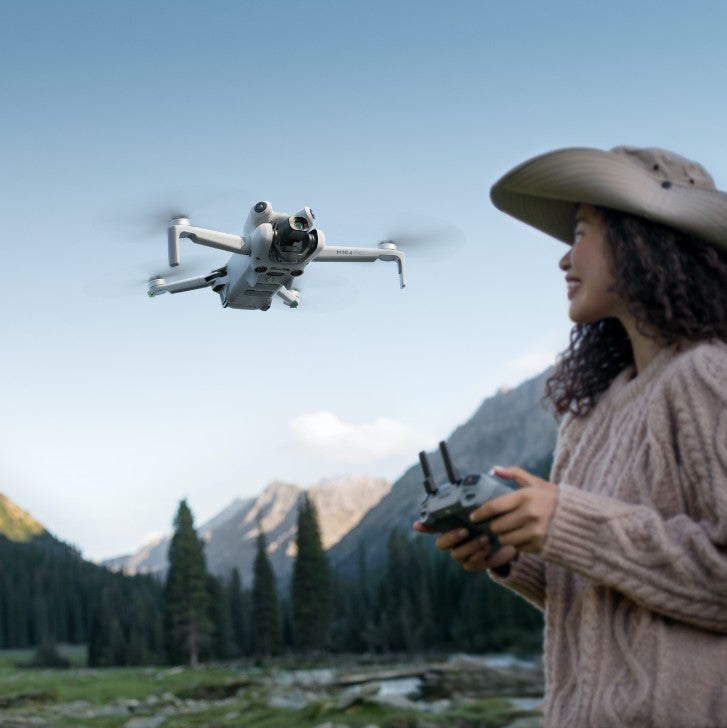 キャンペーン価格【新品販売】DJI Mini 4 Pro Fly MoreコンボPlus(DJI RC 2付属)